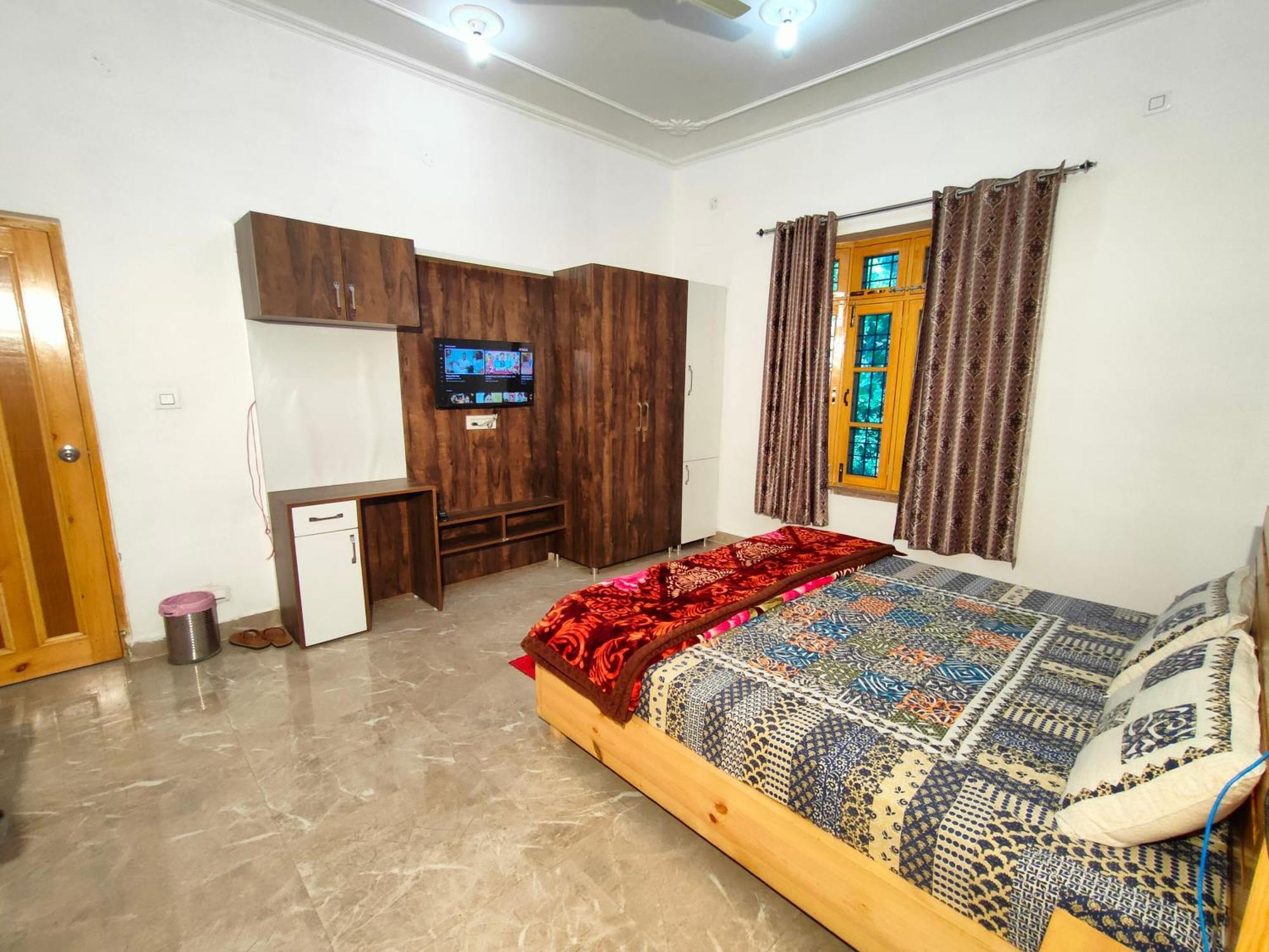 Travelodge Homestay Bīr エクステリア 写真