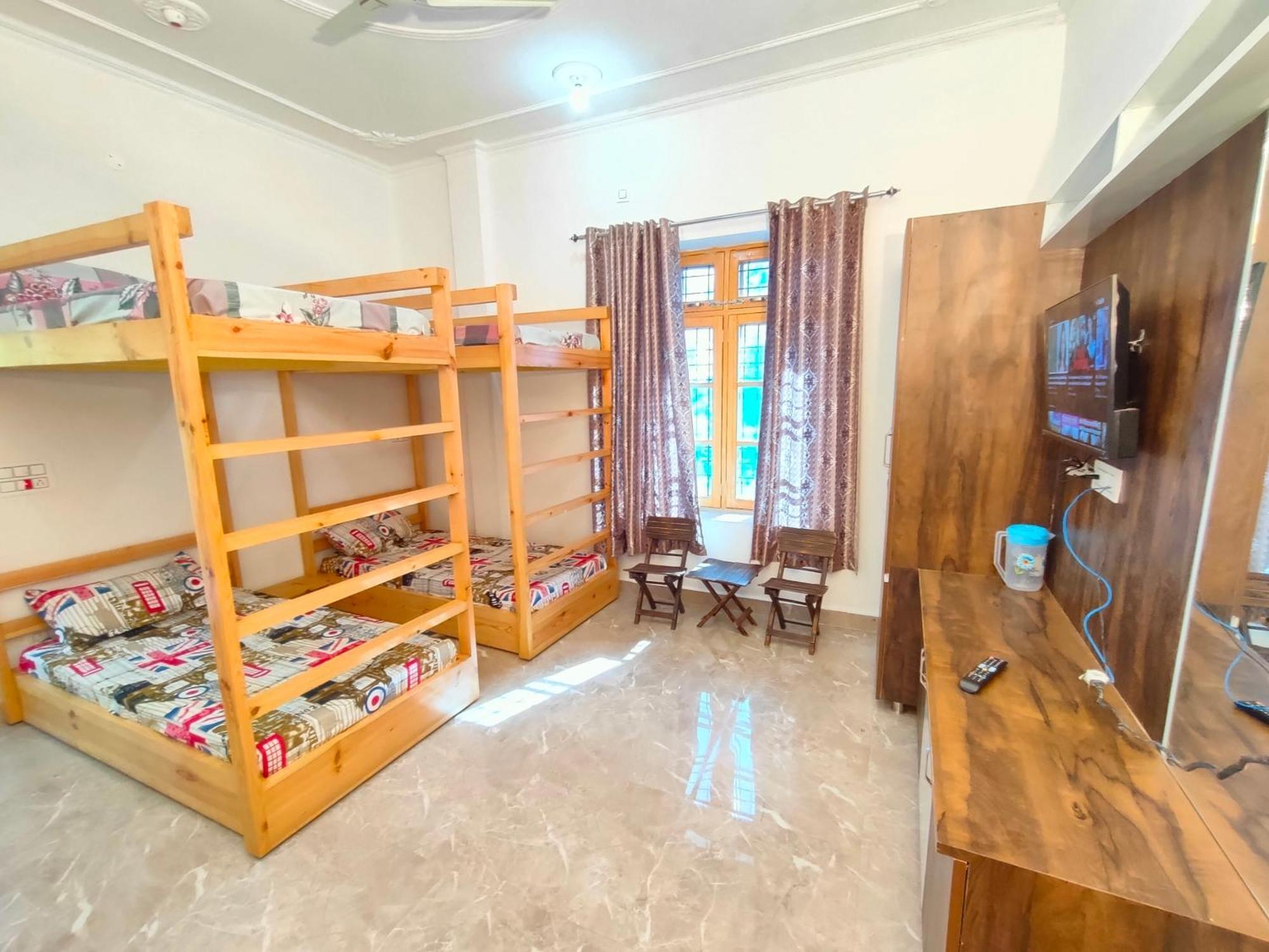 Travelodge Homestay Bīr エクステリア 写真